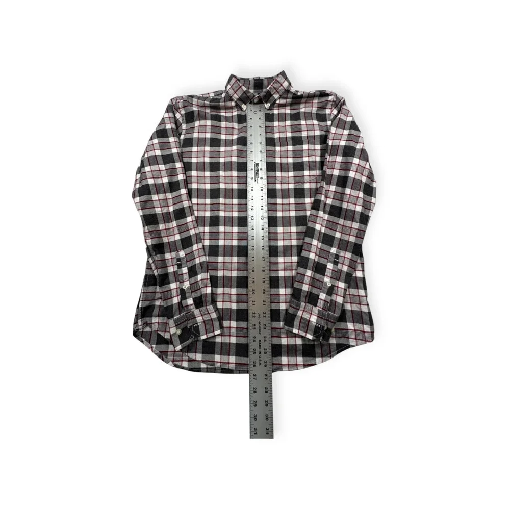 Banana Republic 's Camden‎ Fit Shirt - Red, White, and Black Long Sleeve Size M
